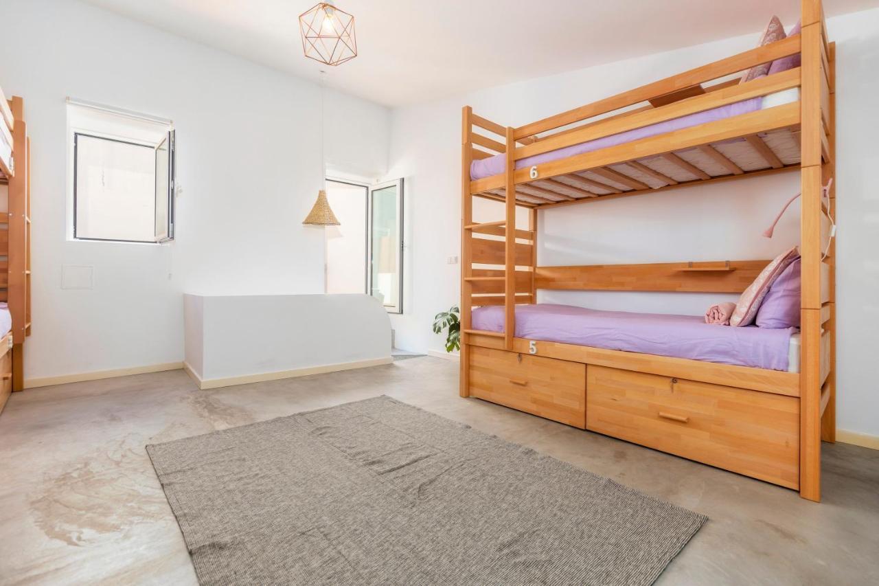 Female Hostel ฟารู ภายนอก รูปภาพ