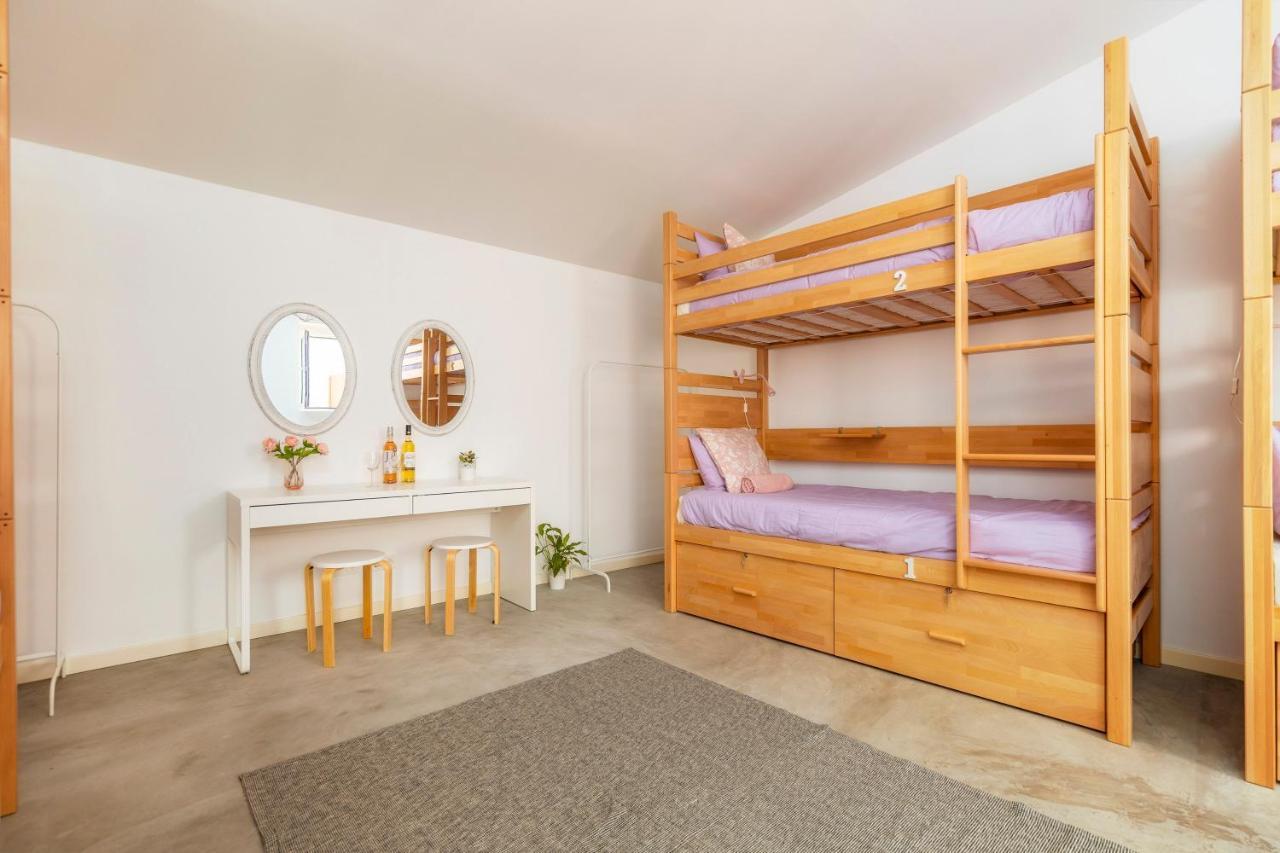 Female Hostel ฟารู ภายนอก รูปภาพ